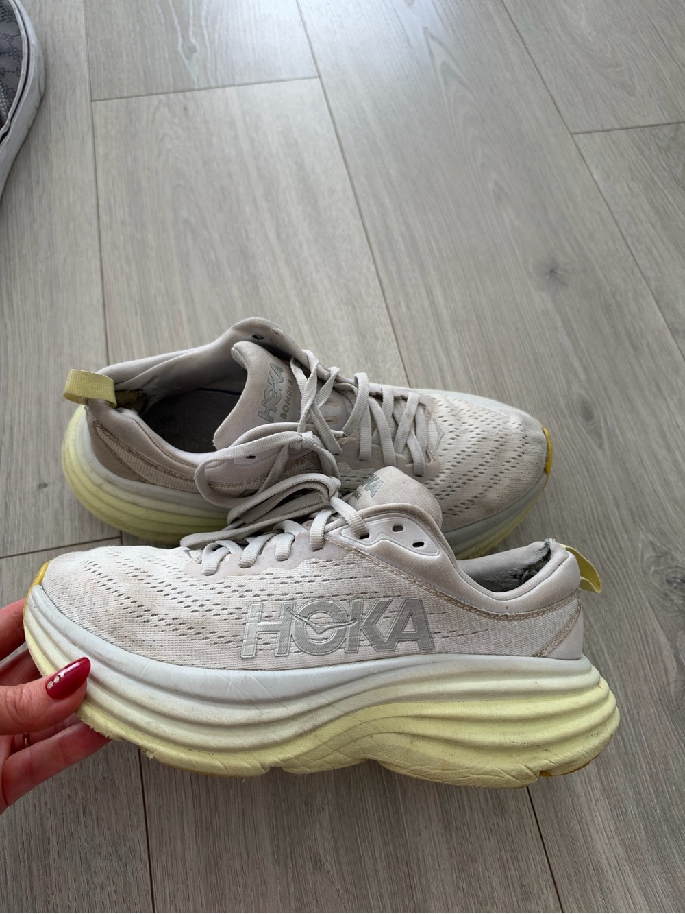 Hoka BONDI 8 Women's Light Gray Sneakers with Pale Yellow Soles